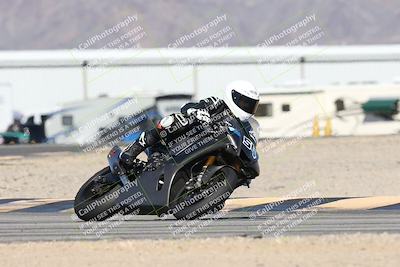 media/Jan-15-2026-Racers Edge (Thu) [[dfebeb70ab]]/2-A Group/Session 3 (Turn 16)/